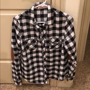Black/White Flannel Button Up